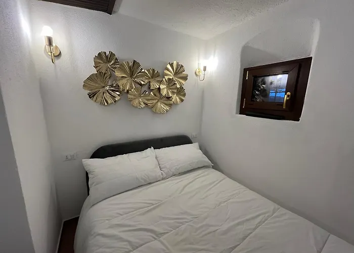 In Near Lifts & Centre 2br 2ba בית נופש קורמאיור